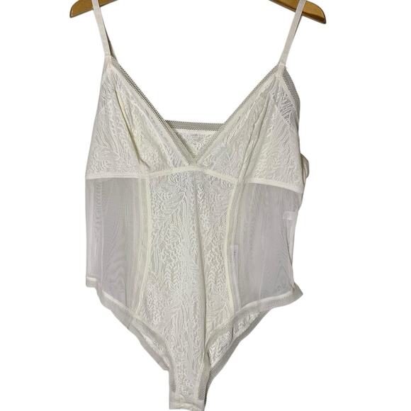 Soma Lace Bodysuit NWT Womens Size XL Ivory 2-Snap Closure Stretchy Keyhole Back - Picture 1 of 5